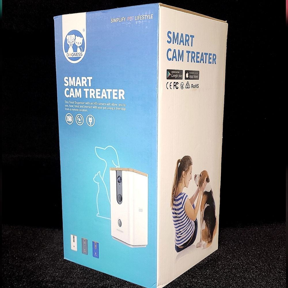 Nib 3in1 Treat Tosser + 2 way speakers + camera (WiFi+app) Attn ALL Pet Lovers